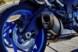 Suzuki-GSX-S-1000-Motos-Carbo (4)